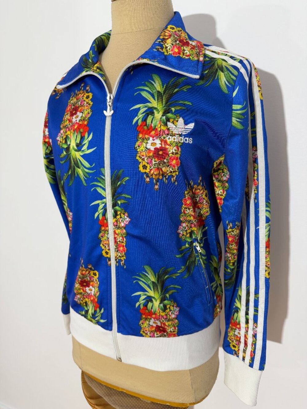 Rare Adidas Originals x Farm Rio Frutaflor Pineapple Floral Blue Track Jacket
